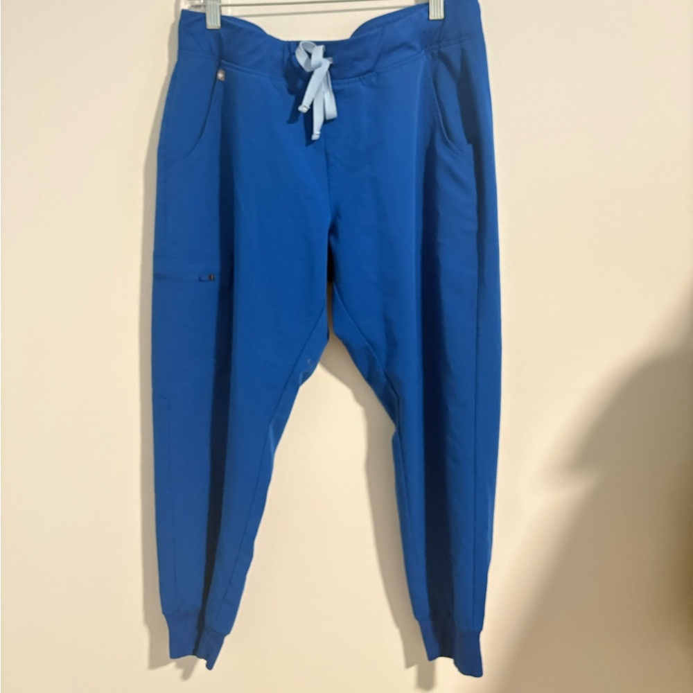 FIGS Zamora Jogger Scrub Pant in Royal Blue